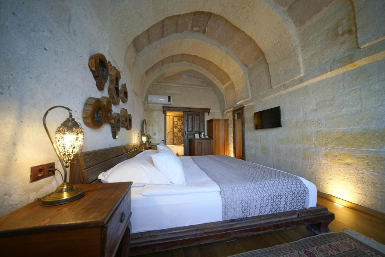 Eyes Of Cappadocia Cave Hotel Учисар Экстерьер фото